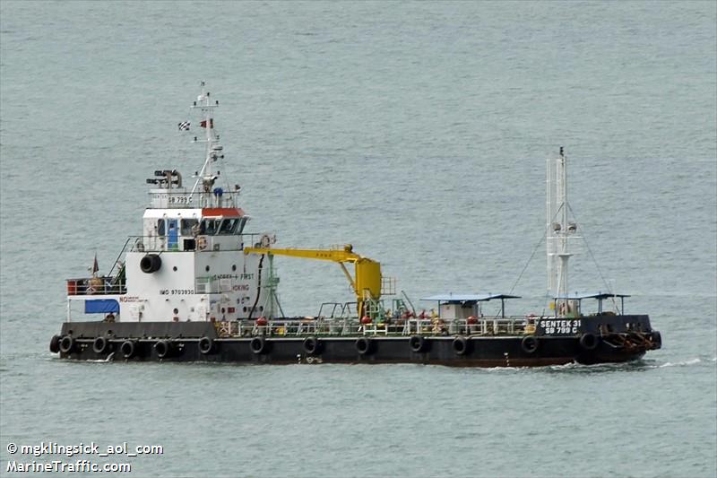 sentek 31 (Bunkering Tanker) - IMO 9703930, MMSI 563034430, Call Sign 9VFL9 under the flag of Singapore