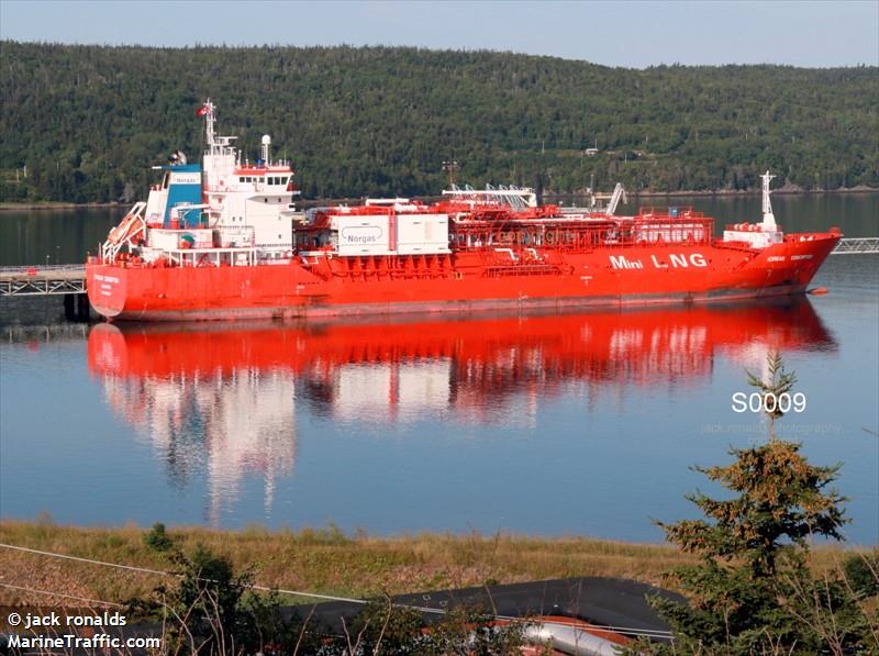 coral furcata (Liquefied Gas) - IMO 9378307, MMSI 563972000, Call Sign 9V8221 under the flag of Singapore