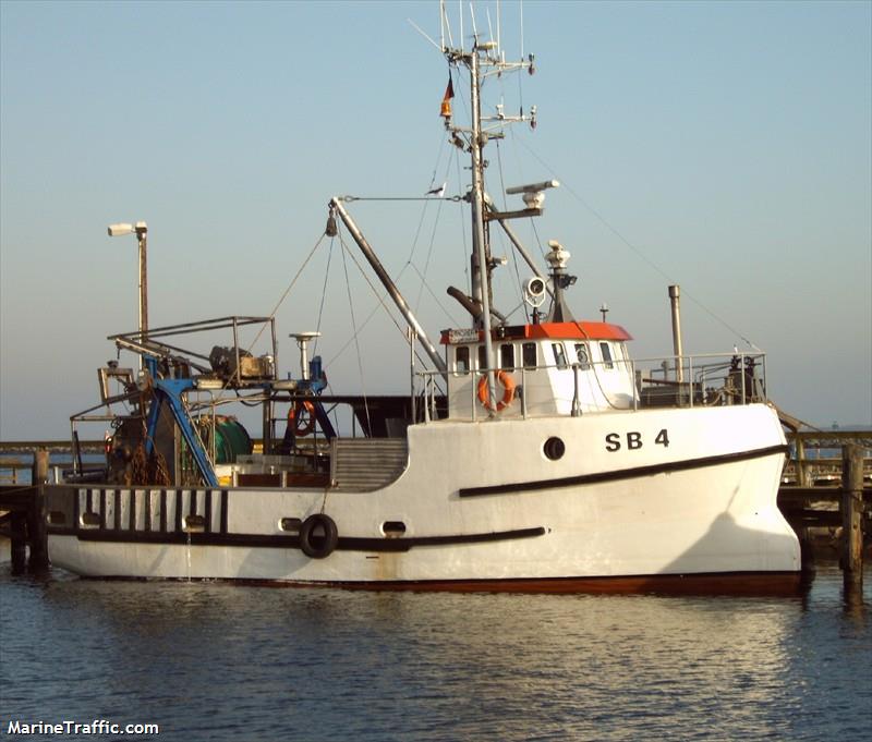andrea (Fishing vessel) - IMO , MMSI 211400000, Call Sign DNRI under the flag of Germany