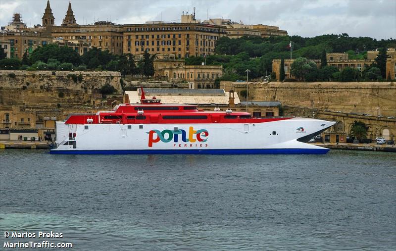 hsc artemis (Passenger/Ro-Ro Cargo Ship) - IMO 9200225, MMSI 215834000, Call Sign 9HA5308 under the flag of Malta