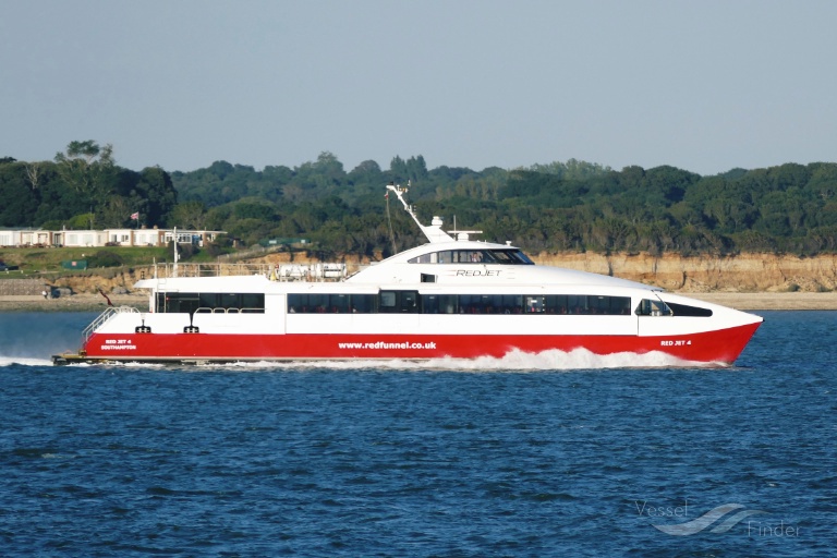 red jet 4 (Passenger Ship) - IMO 9295854, MMSI 235008564, Call Sign VQII3 under the flag of United Kingdom (UK)