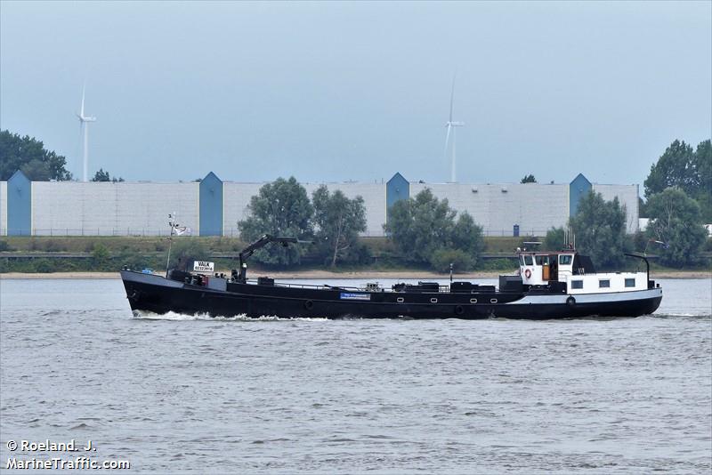 valk (Dredging or UW ops) - IMO , MMSI 244870607, Call Sign PD6529 under the flag of Netherlands
