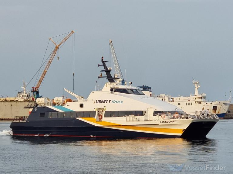 garagonay (Passenger Ship) - IMO 9162904, MMSI 247294400, Call Sign IIXY2 under the flag of Italy