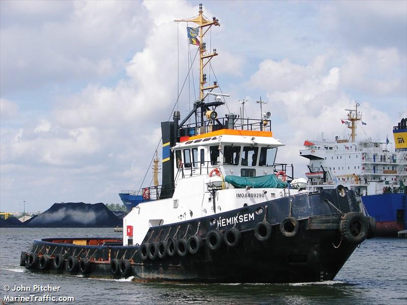 asteriy (Tug) - IMO 8409290, MMSI 273397140, Call Sign UBRP9 under the flag of Russia