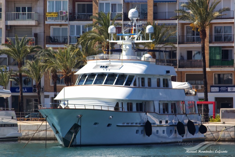 ligaya (Yacht) - IMO 1005631, MMSI 311002000, Call Sign C6RD2 under the flag of Bahamas