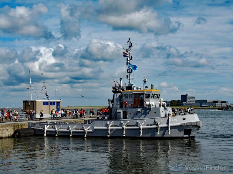 wavemaster (Tug) - IMO 8613217, MMSI 316039027, Call Sign CFH2048 under the flag of Canada