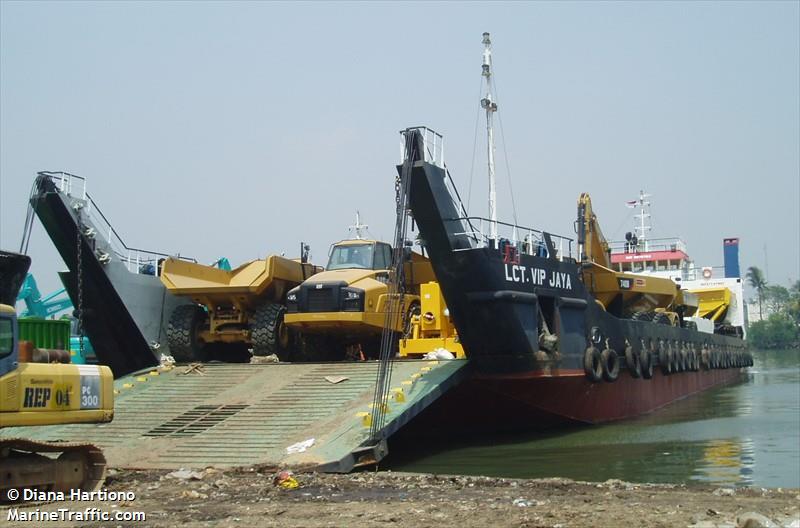 lct-vip jaya (Landing Craft) - IMO 9678783, MMSI 525021273, Call Sign YECB under the flag of Indonesia