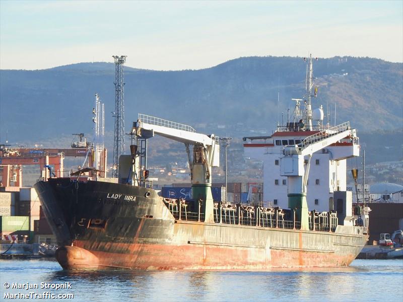 lady mira (General Cargo Ship) - IMO 8812863, MMSI 620362000, Call Sign D6A2362 under the flag of Comoros