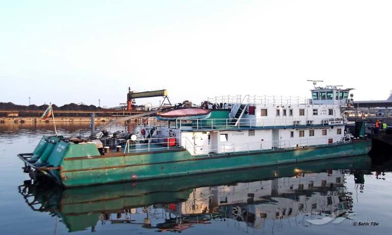 vasil aprilov (Cargo ship) - IMO , MMSI 207261205, Call Sign LZLE under the flag of Bulgaria