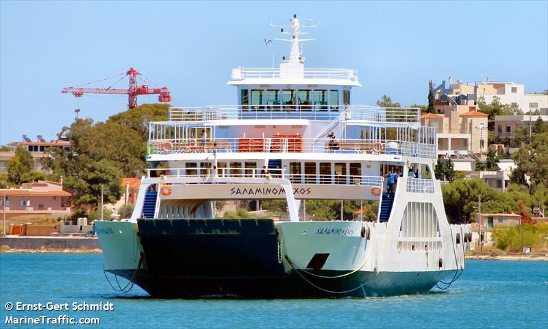 salaminomahos (Passenger/Ro-Ro Cargo Ship) - IMO 8647804, MMSI 239414100, Call Sign SVA2209 under the flag of Greece