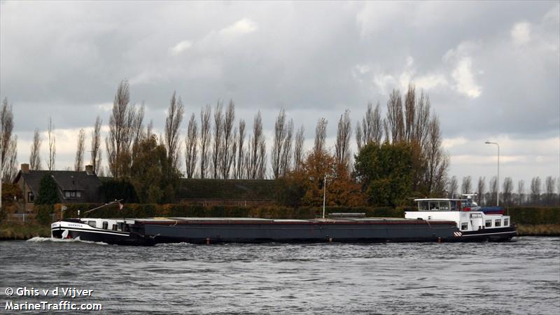 rita-b (Cargo ship) - IMO , MMSI 244670695, Call Sign PE6485 under the flag of Netherlands