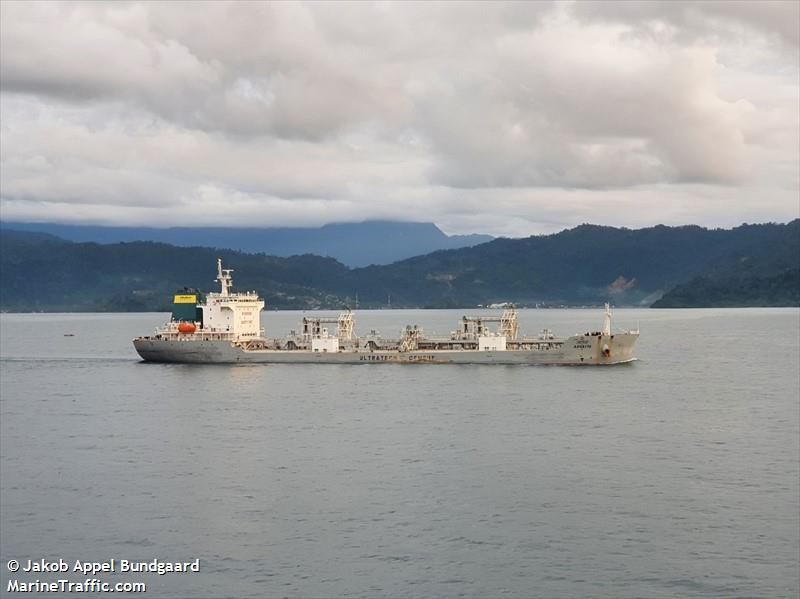 advaita (Cement Carrier) - IMO 9881639, MMSI 419001541, Call Sign VTHA under the flag of India
