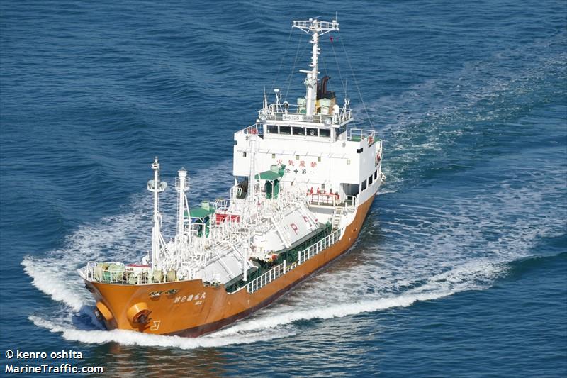 tokumori maru no.2 (LPG Tanker) - IMO 9195274, MMSI 431601677, Call Sign JM6558 under the flag of Japan