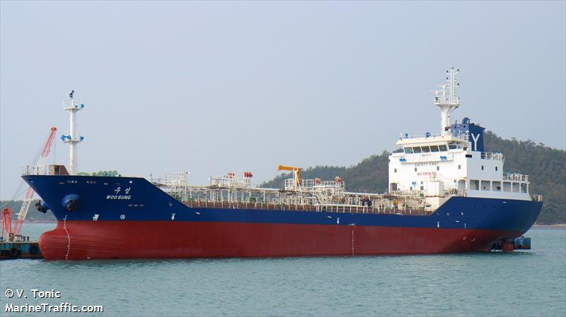 woo sung ho (Oil Products Tanker) - IMO 9877987, MMSI 440042130, Call Sign 192827 under the flag of Korea