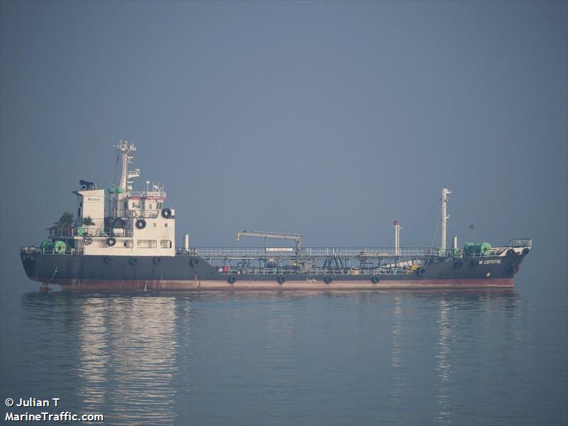 uni crystal (Oil Products Tanker) - IMO 9118927, MMSI 533180027, Call Sign 9MQ02 under the flag of Malaysia