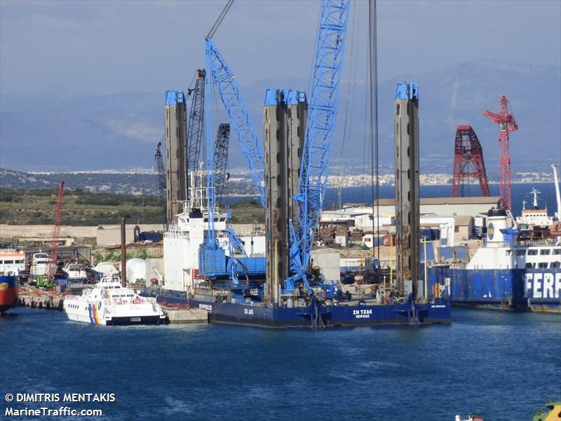 sea jack (Platform) - IMO 8767264, MMSI 241568000, Call Sign SVAI9 under the flag of Greece