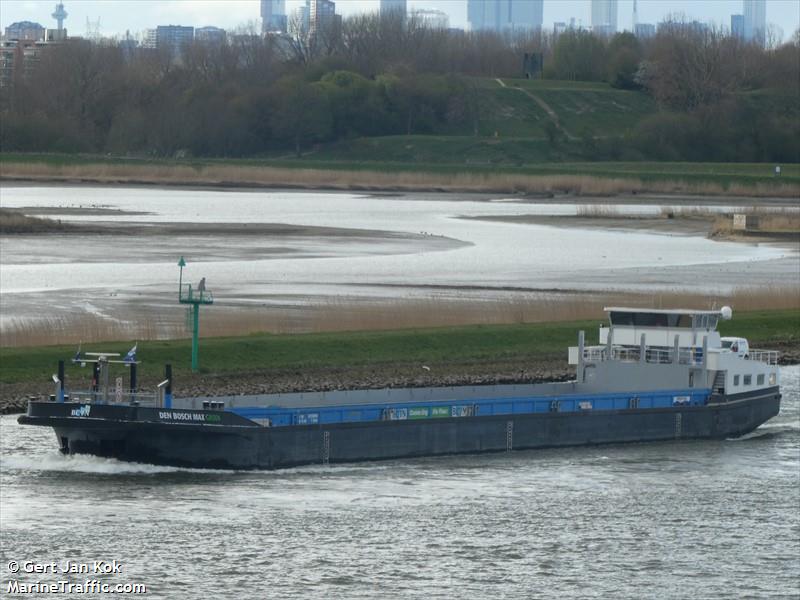 den bosch max groen (Cargo ship) - IMO , MMSI 244001927, Call Sign PE6090 under the flag of Netherlands
