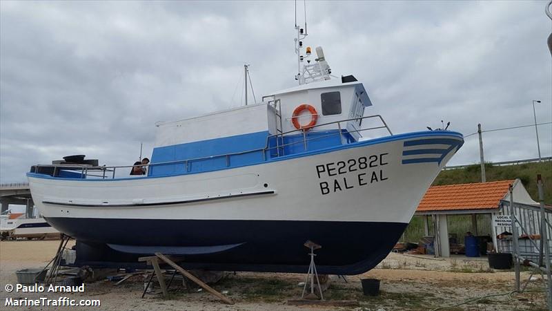 baleal (Fishing vessel) - IMO , MMSI 263406470, Call Sign CUGW8 under the flag of Portugal
