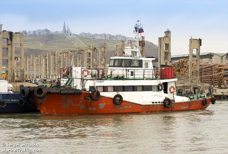 holding (Passenger Ship) - IMO 8933277, MMSI 273319970 under the flag of Russia