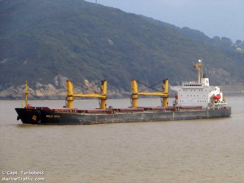 brave royal (Bulk Carrier) - IMO 9188611, MMSI 405000193, Call Sign S2AB6 under the flag of Bangladesh