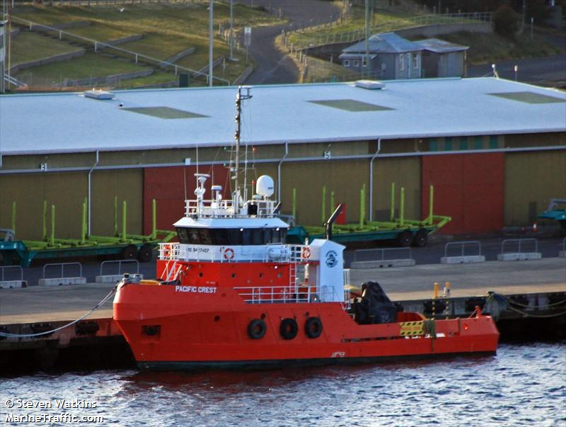 pacific crest (Tug) - IMO 9427407, MMSI 503156500, Call Sign VKV7097 under the flag of Australia