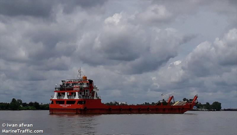 lct.perkasa prima 18 (Landing Craft) - IMO 9612686, MMSI 525018307, Call Sign PNXH under the flag of Indonesia