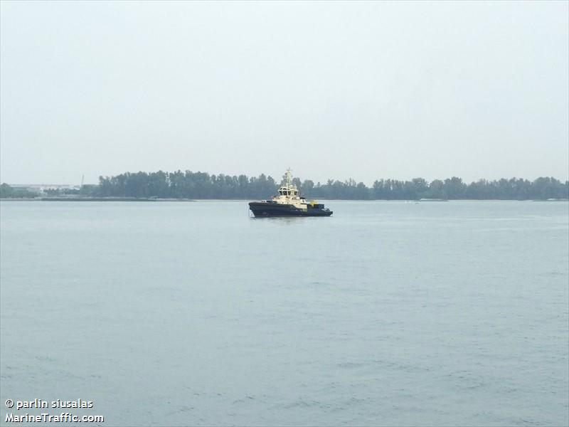 svitzer khulna (Tug) - IMO 9820568, MMSI 563044100, Call Sign 9V5819 under the flag of Singapore