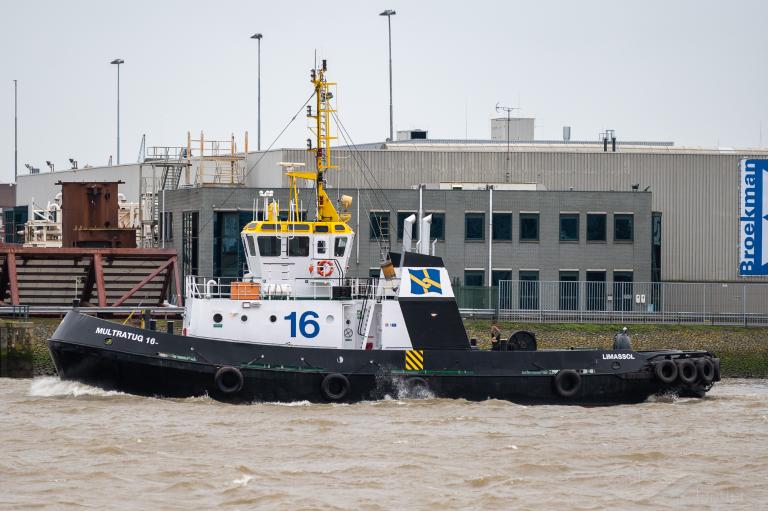 multratug 16 (Tug) - IMO 8414154, MMSI 209126000, Call Sign C4PF2 under the flag of Cyprus