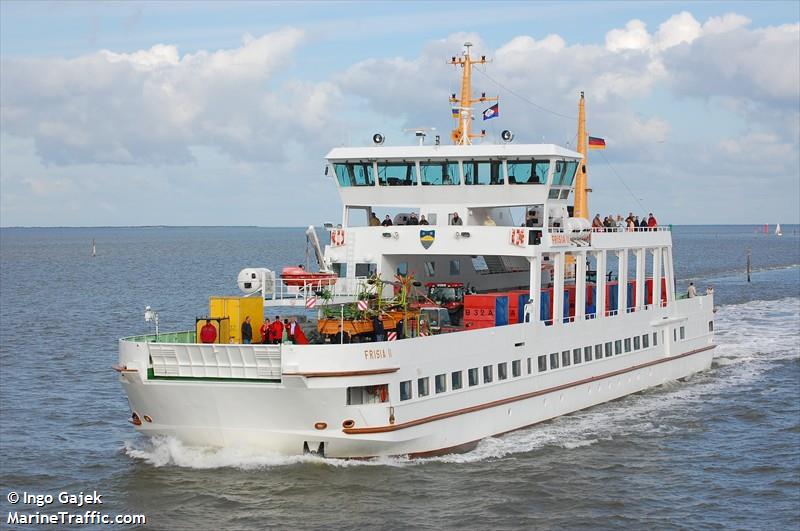 frisia ii (Passenger/Ro-Ro Cargo Ship) - IMO 7723974, MMSI 211272270, Call Sign DCWQ under the flag of Germany