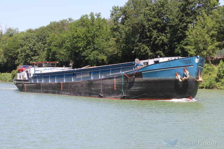 valiant (Cargo ship) - IMO , MMSI 244710266, Call Sign PH6114 under the flag of Netherlands