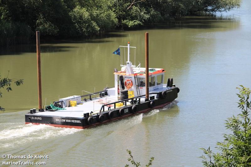 willem van kessel (Dredging or UW ops) - IMO , MMSI 244750373, Call Sign PE7269 under the flag of Netherlands