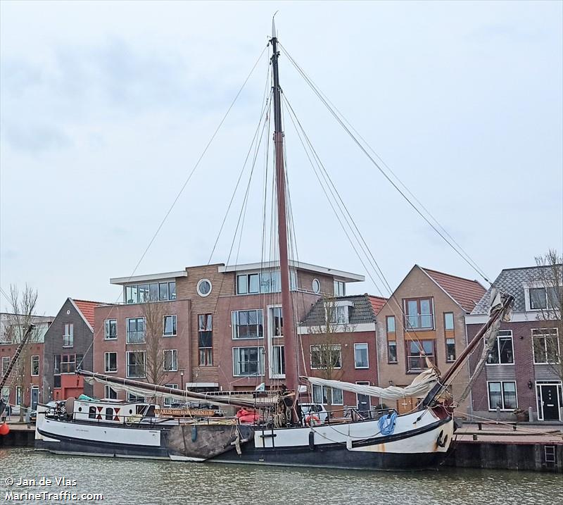 larus (Passenger ship) - IMO , MMSI 244780857, Call Sign PE9824 under the flag of Netherlands