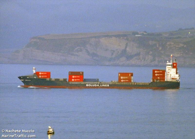 lola b (Container Ship) - IMO 9353723, MMSI 255806261, Call Sign CQAS3 under the flag of Madeira