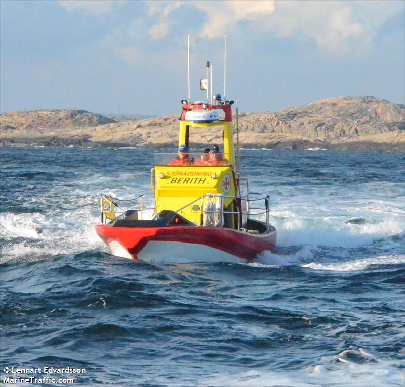 rescue berith (SAR) - IMO , MMSI 265810810, Call Sign 7SA2853 under the flag of Sweden