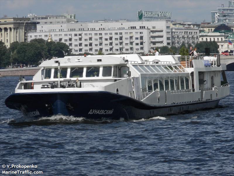 dunaevskiy (Passenger ship) - IMO , MMSI 273352480 under the flag of Russia