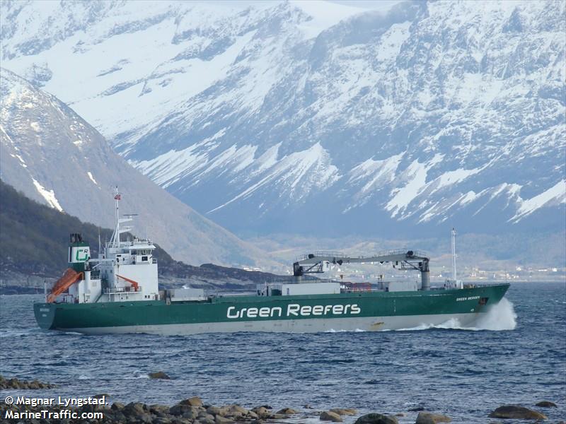 samskip crystal (Refrigerated Cargo Ship) - IMO 9143374, MMSI 308095000, Call Sign C6VN5 under the flag of Bahamas