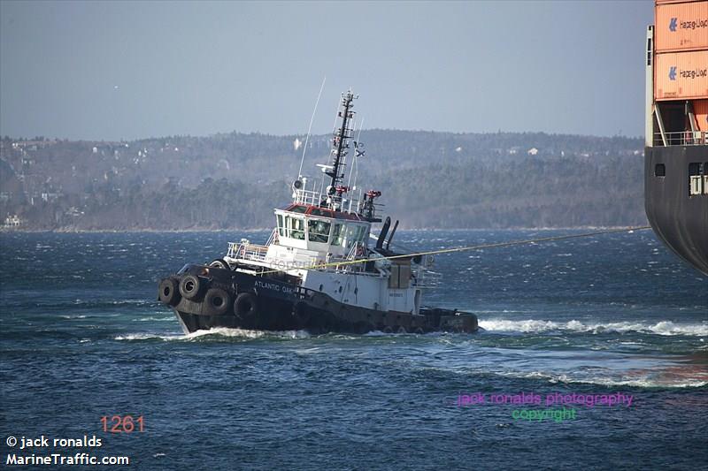 atlantic oak (Tug) - IMO 9295672, MMSI 316004240, Call Sign CFH8951 under the flag of Canada