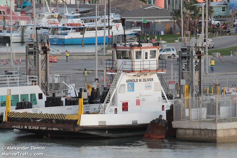 arnold w. oliver (Passenger ship) - IMO , MMSI 367097570, Call Sign WCW4973 under the flag of United States (USA)