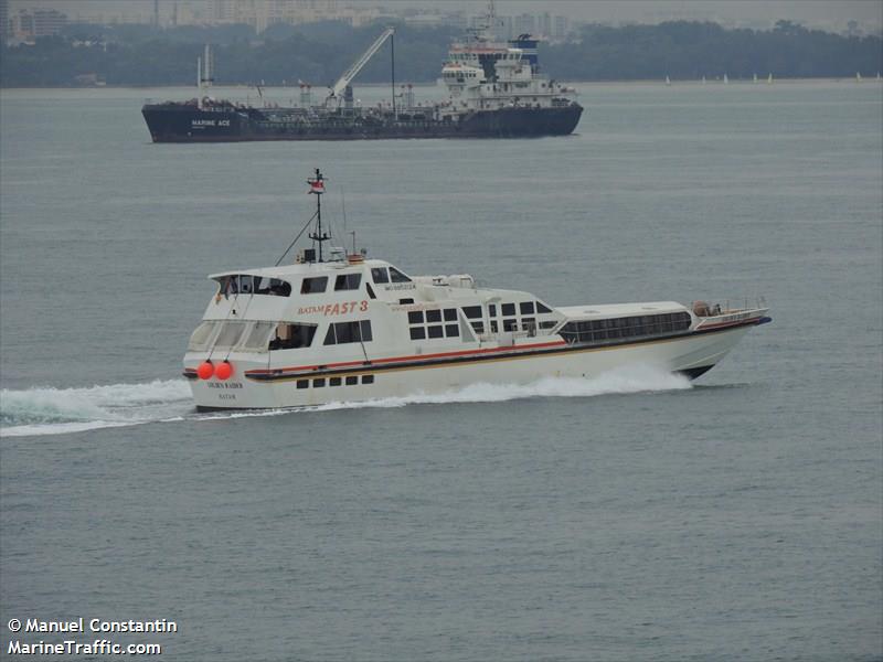 golden raider (Passenger Ship) - IMO 8852124, MMSI 525023096, Call Sign YC 3107 under the flag of Indonesia