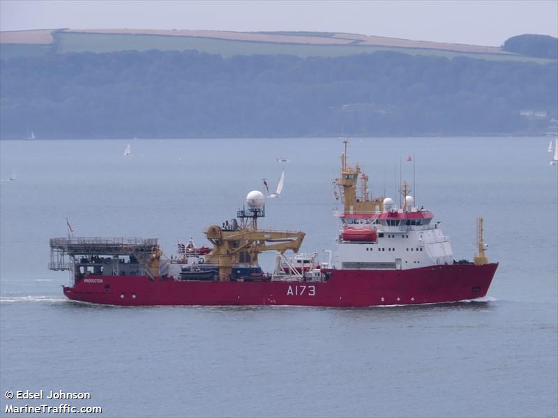 hms protector (Research Vessel) - IMO 9233997, MMSI 235086758, Call Sign GXRK under the flag of United Kingdom (UK)