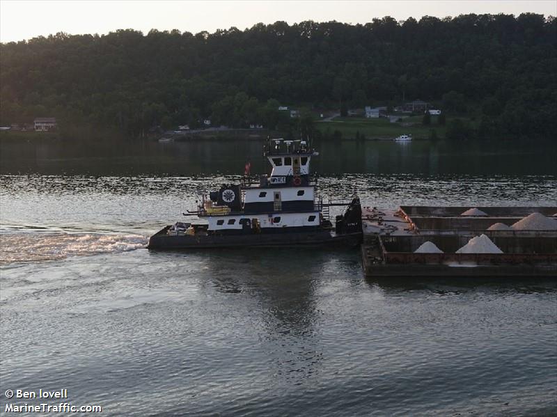 wayne c (Towing vessel) - IMO , MMSI 367558910, Call Sign WDG6618 under the flag of United States (USA)