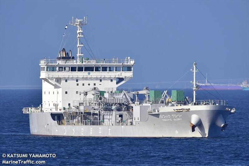 pacific glory (Cement Carrier) - IMO 9739111, MMSI 431006614, Call Sign JD3857 under the flag of Japan