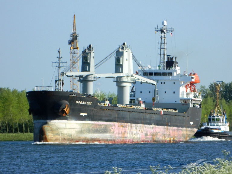 pioneer elite (Bulk Carrier) - IMO 9267857, MMSI 572297220, Call Sign T2LW5 under the flag of Tuvalu