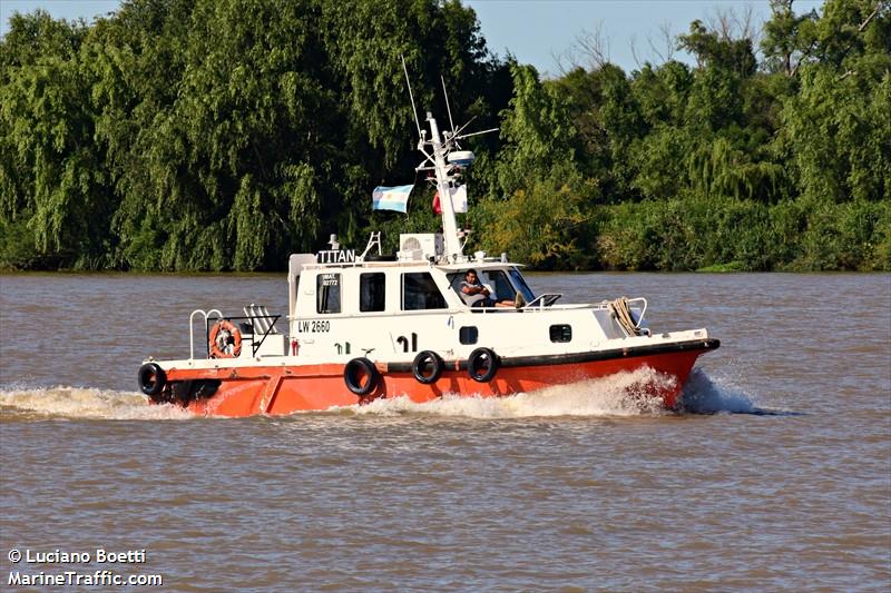 titan (Pilot) - IMO , MMSI 701006437, Call Sign LW2660 under the flag of Argentina