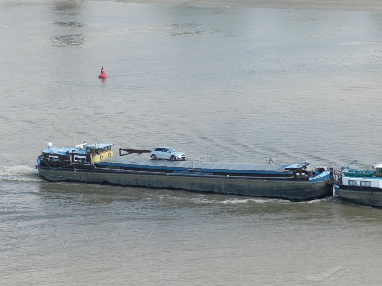 fluvial (Cargo ship) - IMO , MMSI 226003480, Call Sign FM3963 under the flag of France