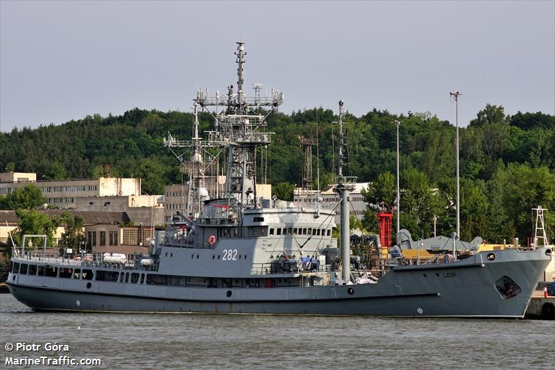 orp lech (Military ops) - IMO , MMSI 261211000, Call Sign SRWB under the flag of Poland