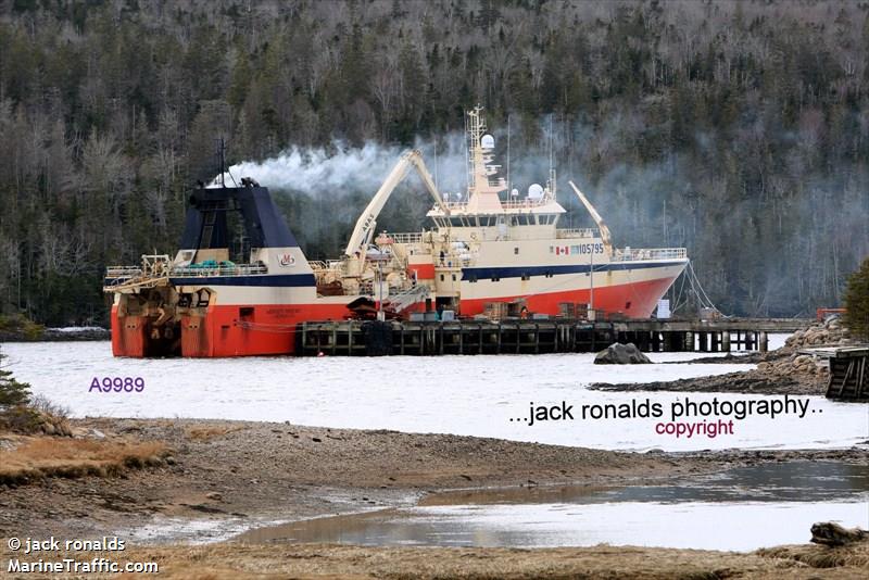 mersey phoenix (Fish Factory Ship) - IMO 9247089, MMSI 316001738, Call Sign VOGB under the flag of Canada