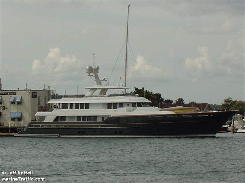 calliope (Yacht) - IMO 1011238, MMSI 319058900, Call Sign ZGDP4 under the flag of Cayman Islands
