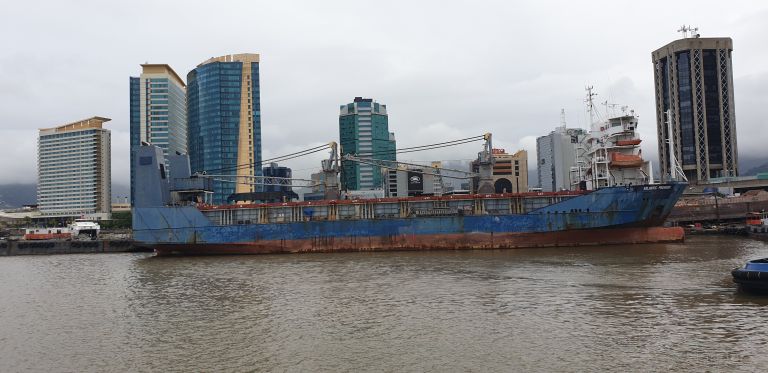 m.v. magic (Ro-Ro Cargo Ship) - IMO 9060314, MMSI 341314000, Call Sign V4HH4 under the flag of St Kitts & Nevis