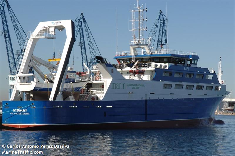 intermares (Fishing Support Vessel) - IMO 9482615, MMSI 225402000, Call Sign  EBBV under the flag of Spain